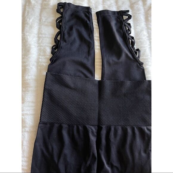 Tummy control body shaper leggings - Picture 3 of 3